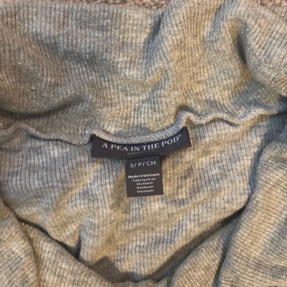 Maternity blouse - Picture 2 of 3